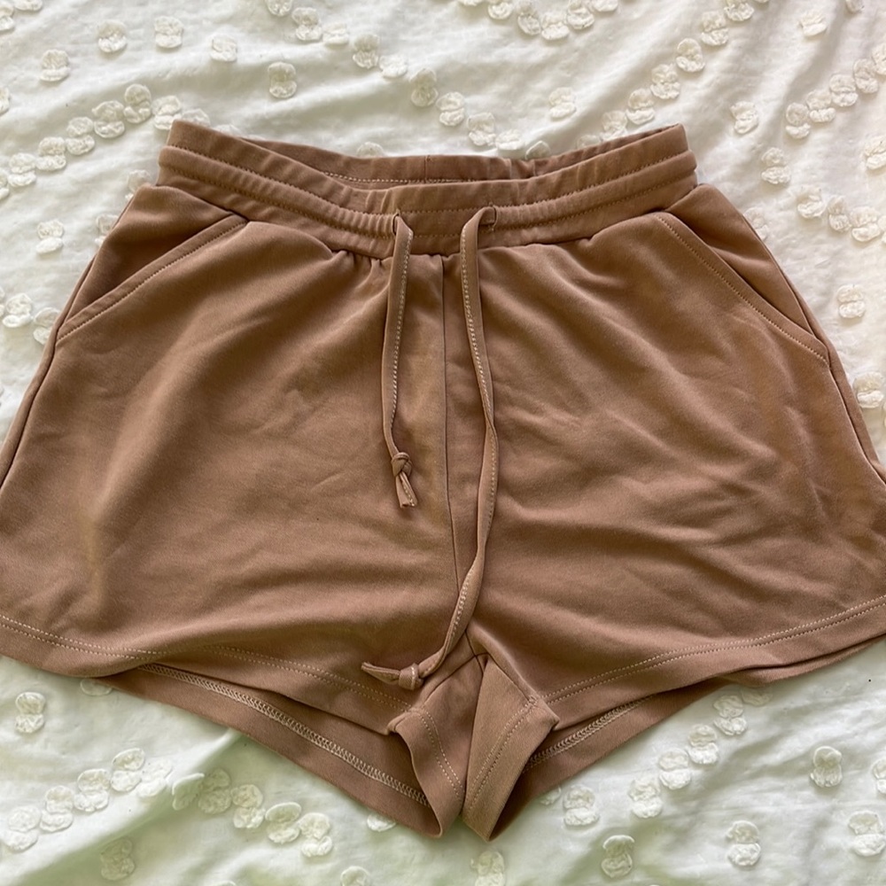 Lululemon Tan Lounge Shorts Size 2